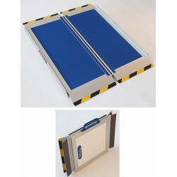 Rampe d'accès valise antidérapante L167 x P76 cm