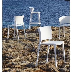 Lot de 4 chaises empilable monobloc éco-conçue blanches